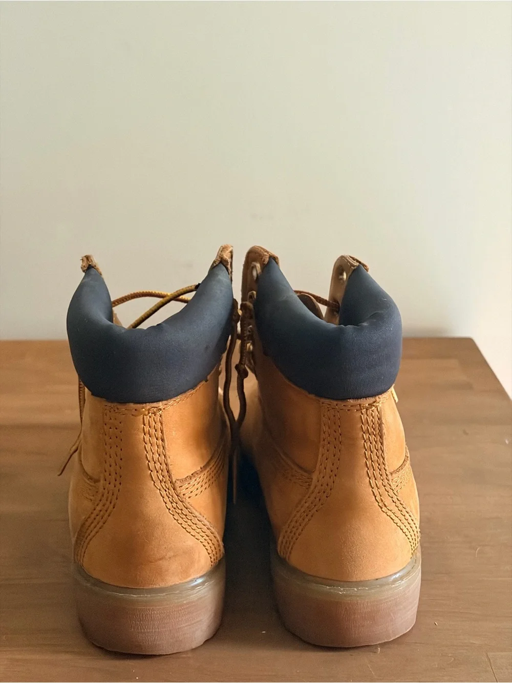 Classic Timberland 6-Inch Waterproof Boots - Wheat / Navy Collar - Size 6